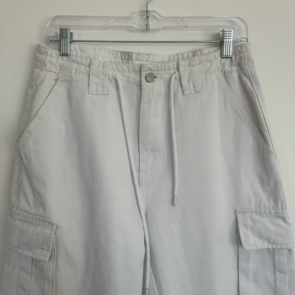 superdown Bobbi Cargo Pant in White Size Medium